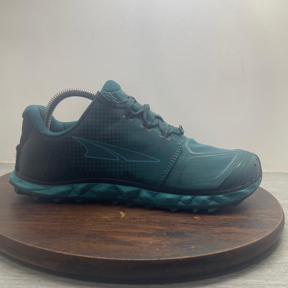 Altra Superior 4.5 Shoes Womens Size 9.5 Teal Trail Running MaxTrac ALO4AVR4414